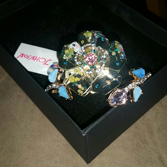 Betsey Johnson Jewelry - ❤️Betsey Johnson Bracelet